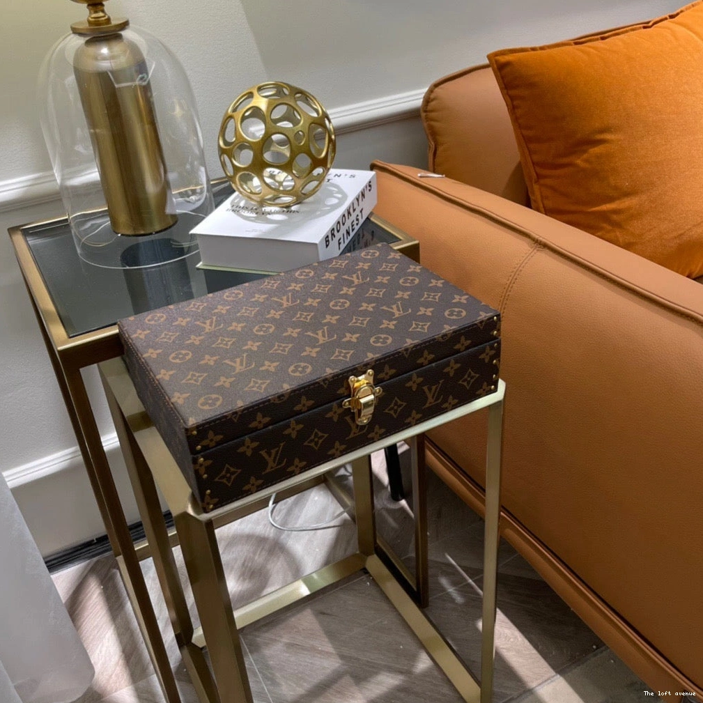 LV BOX CUSTOM ACCESSORIES 0809